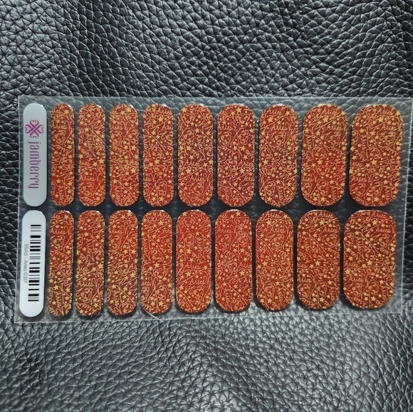 Jamberry Aries Nail Wraps - Picture 2 of 3